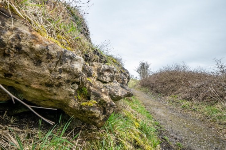 The crags rock overhanging pathway